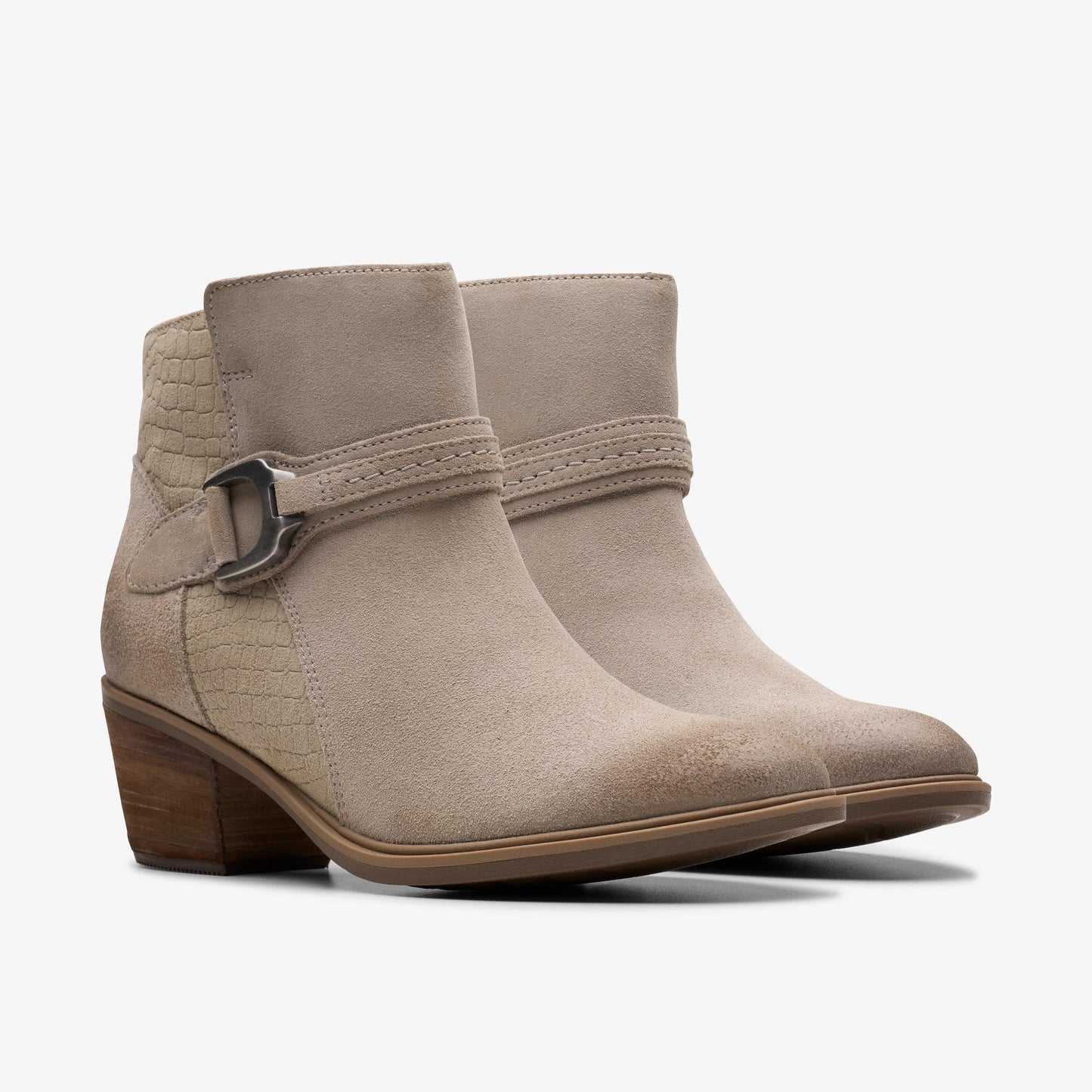 [26179802] Womens Clarks Neva Buckle