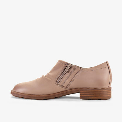 [26184065] Womens Clarks Adalynn Ezra