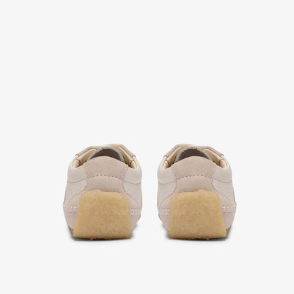 Clarks Womens Tor Low - Off White Suede