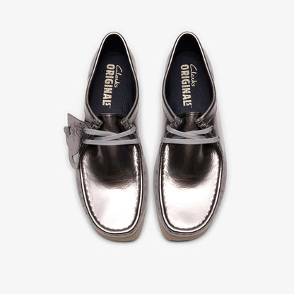 Clarks Womens Wallabee 2604 - Silver Patent