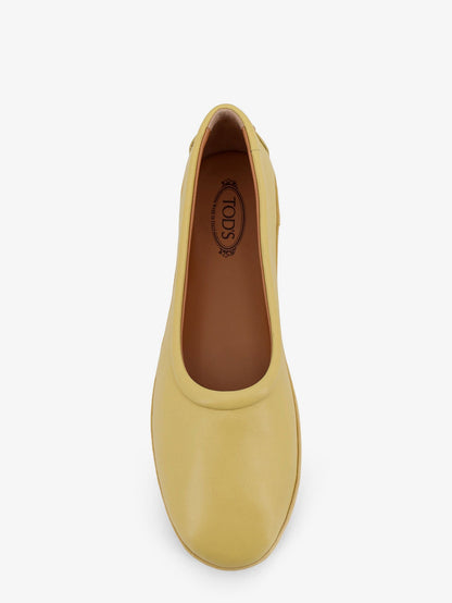Leather Ballerina With Gomminos Detail