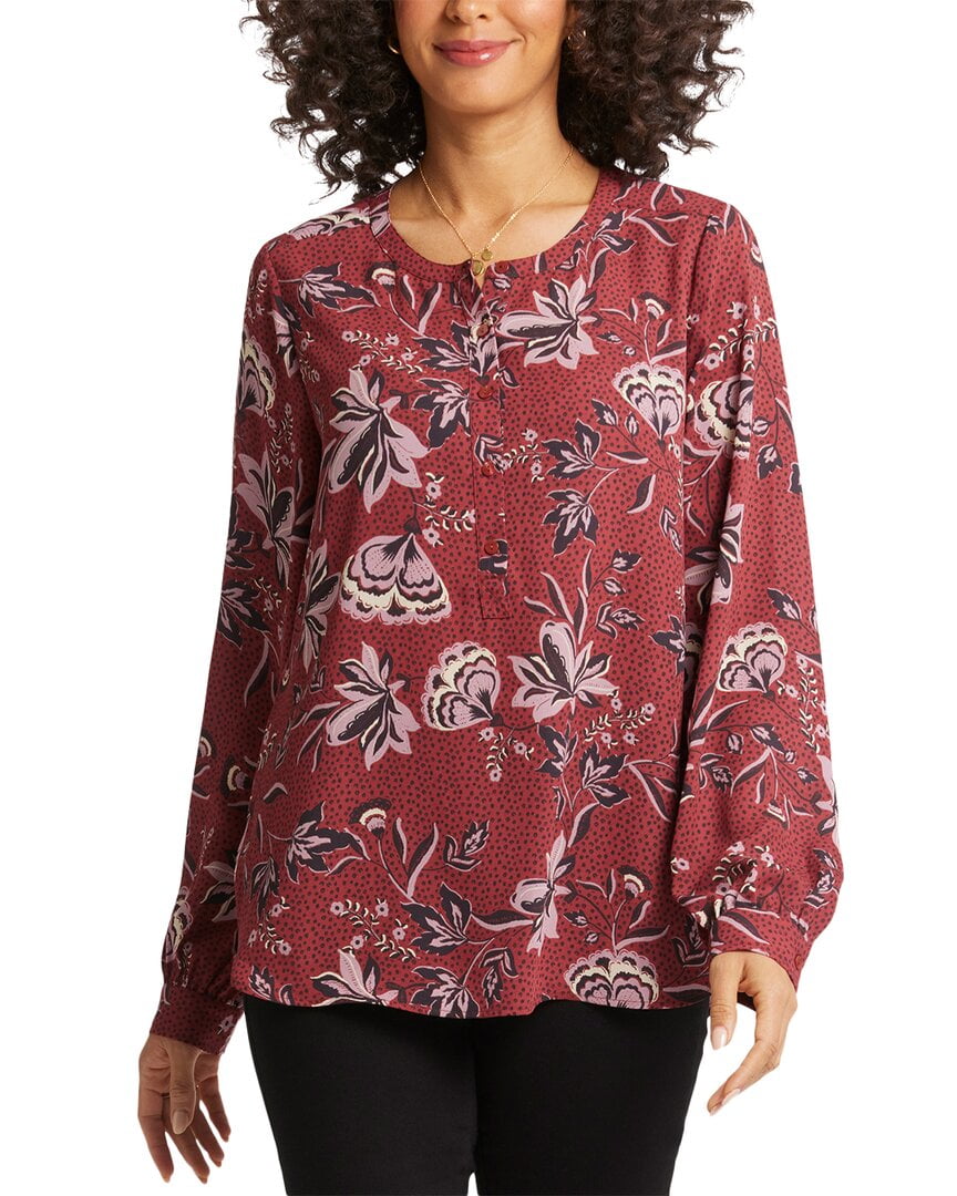 ROSA BLOOMS-