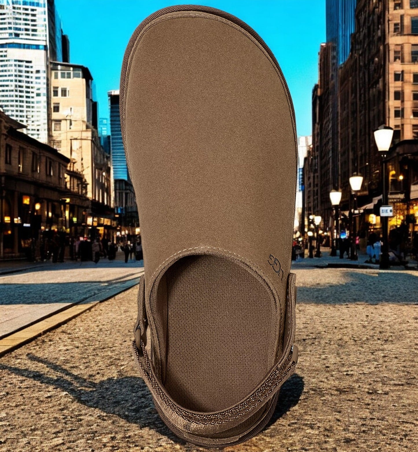 UGG Women's Goldenstar Clog Clogs