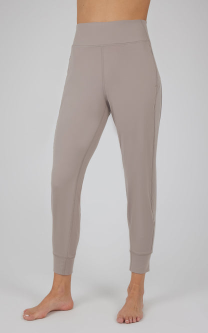 Interlock Zipper Pockets Greenwich Jogger - Our Linen Story