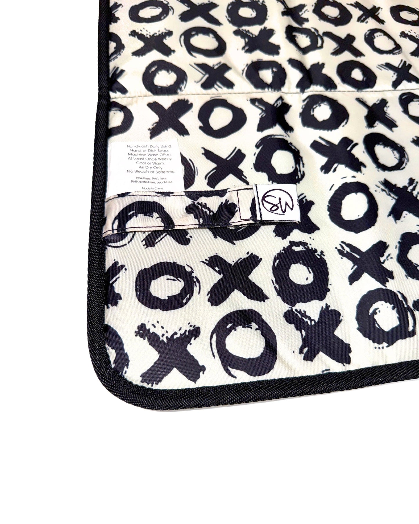 Sarah Wells Portable Diaper Changing Pad Machine Washable, Foldable for Travel or Diaper Bags (XOXO)