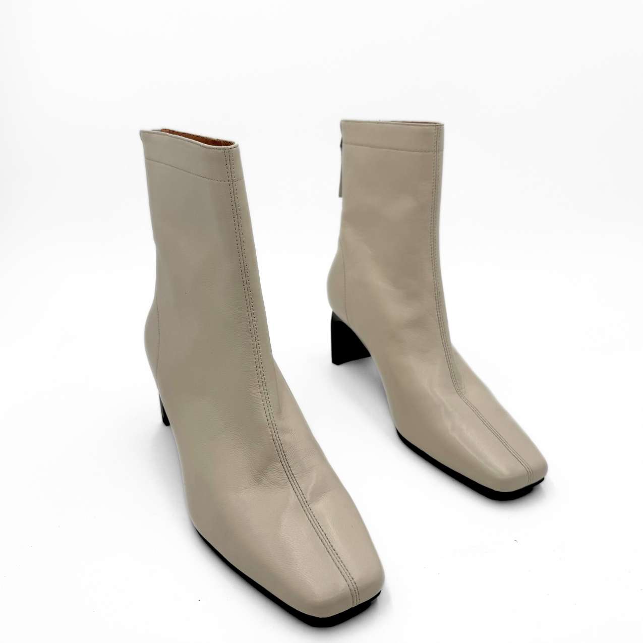 Harlow Leather Bootie - Off White