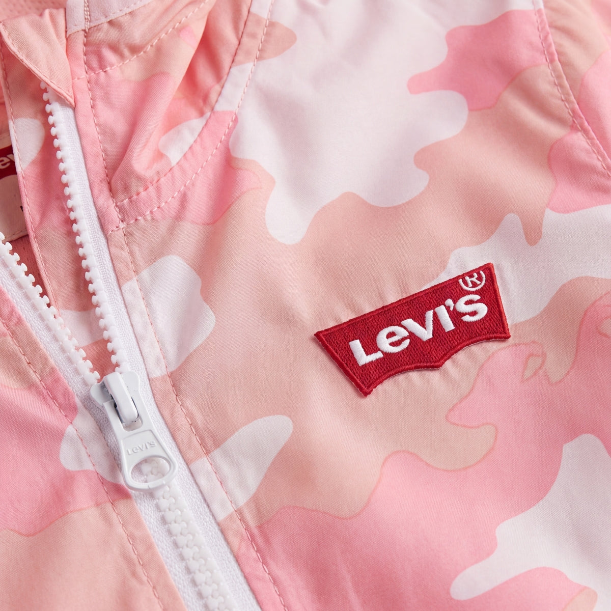 Levi's Essential Windbreaker