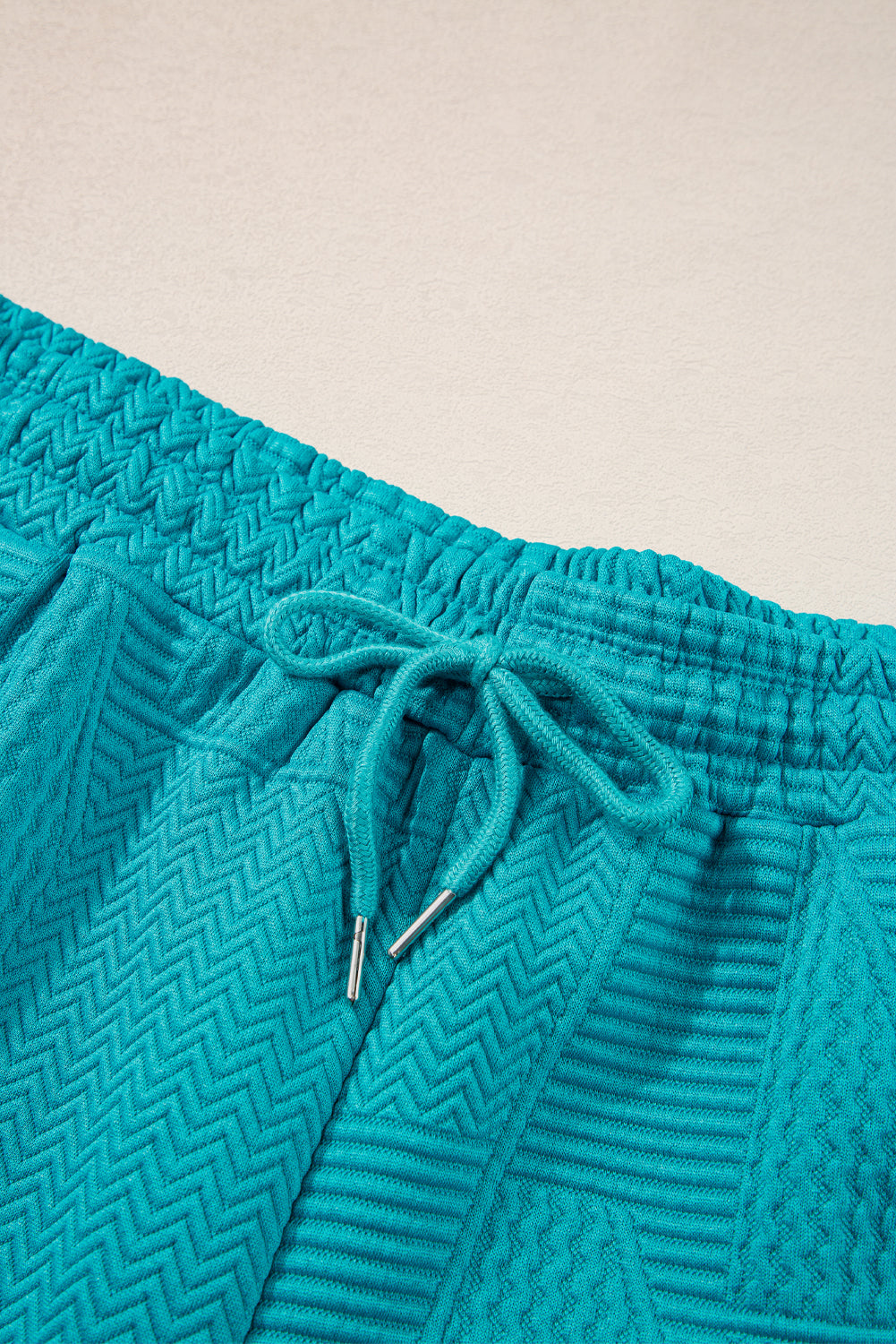 Threaded Pear Allie Textured Ruffle Lounge Set
