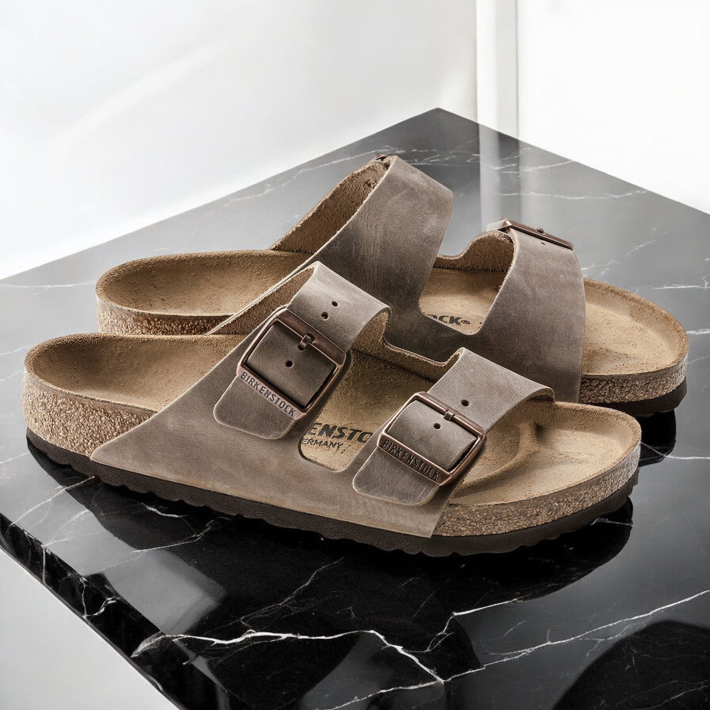 Birkenstock Men's Arizona Regular Width Width)