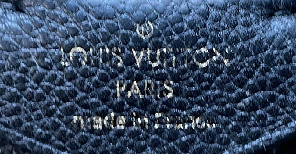Easy Pouch on Strap Monogram Empreinte Leather