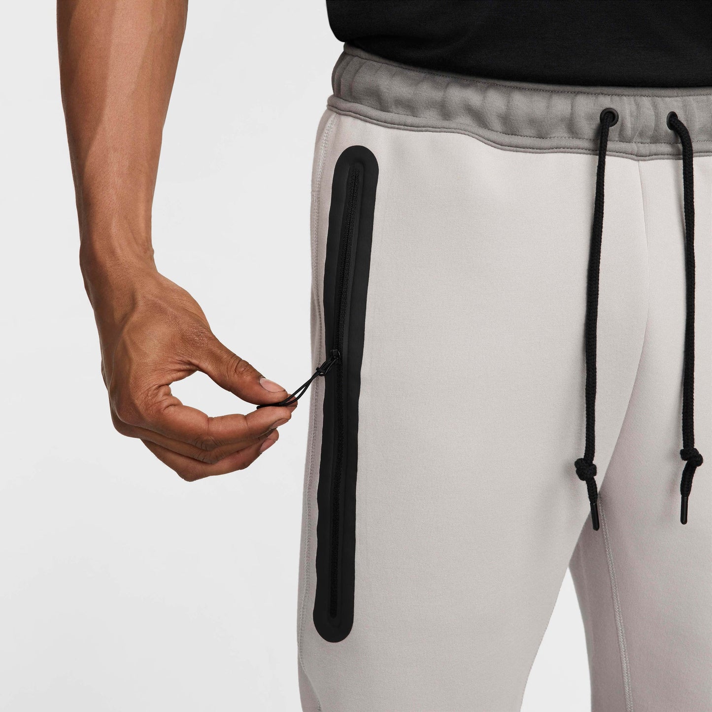 Nike Men's Tech Fleece Jogger Pants