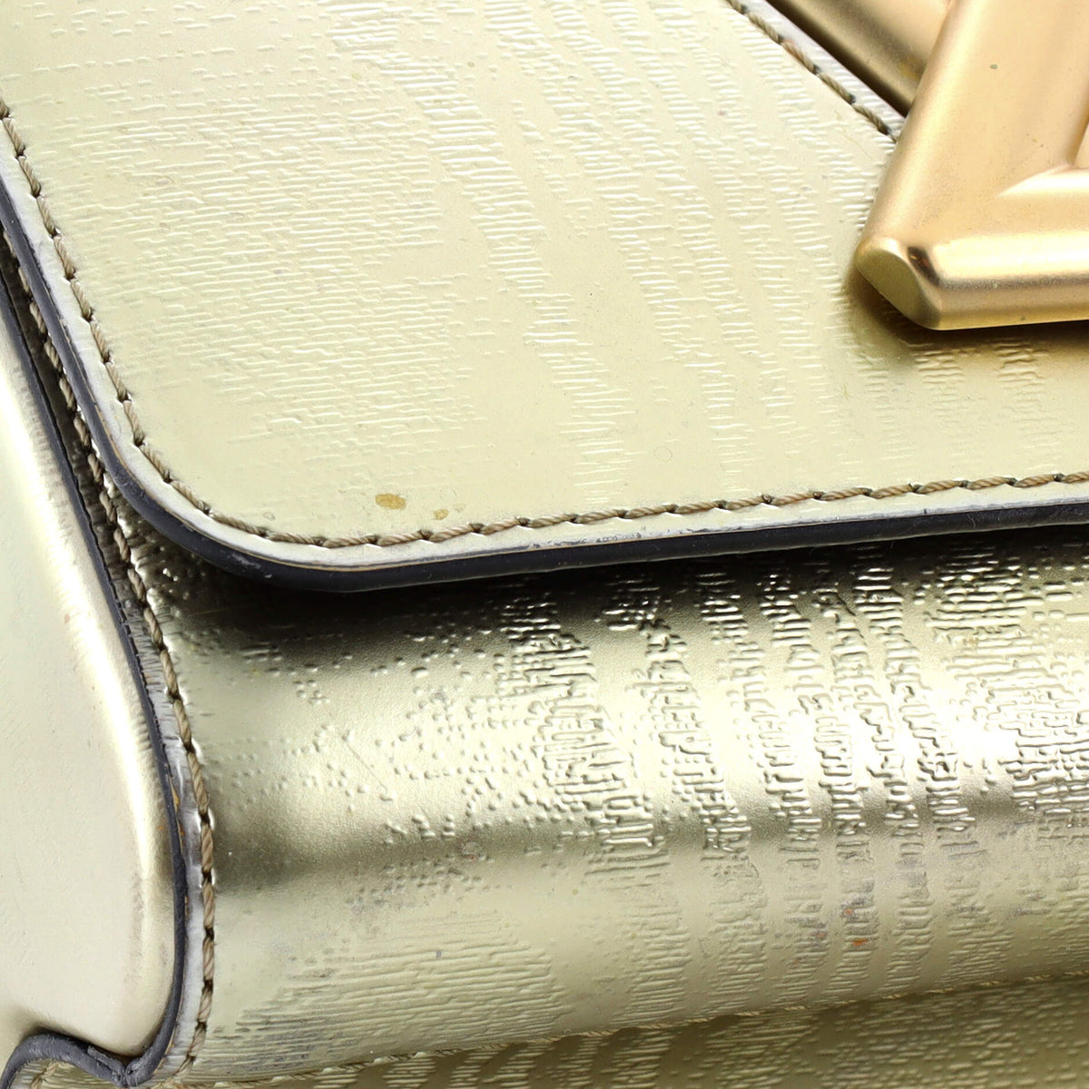Twist Handbag Gravity Gold Calfskin PM