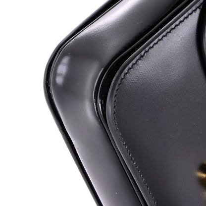 Triomphe Shoulder Bag Smooth Calfskin Medium