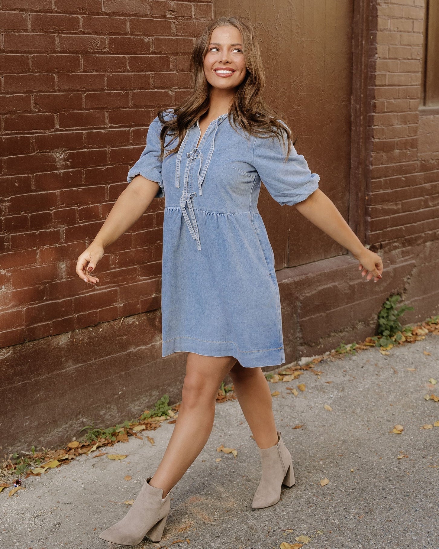 【新品未使用】HELLO LUPO blue denim 18-24m Fallon Denim Dress – Zulily
