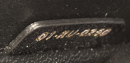 30 Montaigne Box Bag Leather