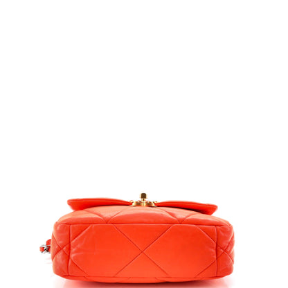 19 Flap Bag Quilted Leather Medium
