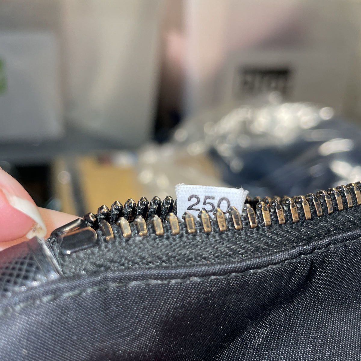 Re-Edition 2000 Double Zip Shoulder Bag Tessuto Small