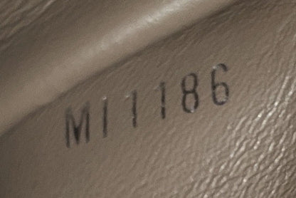Capucines Bag Leather MM