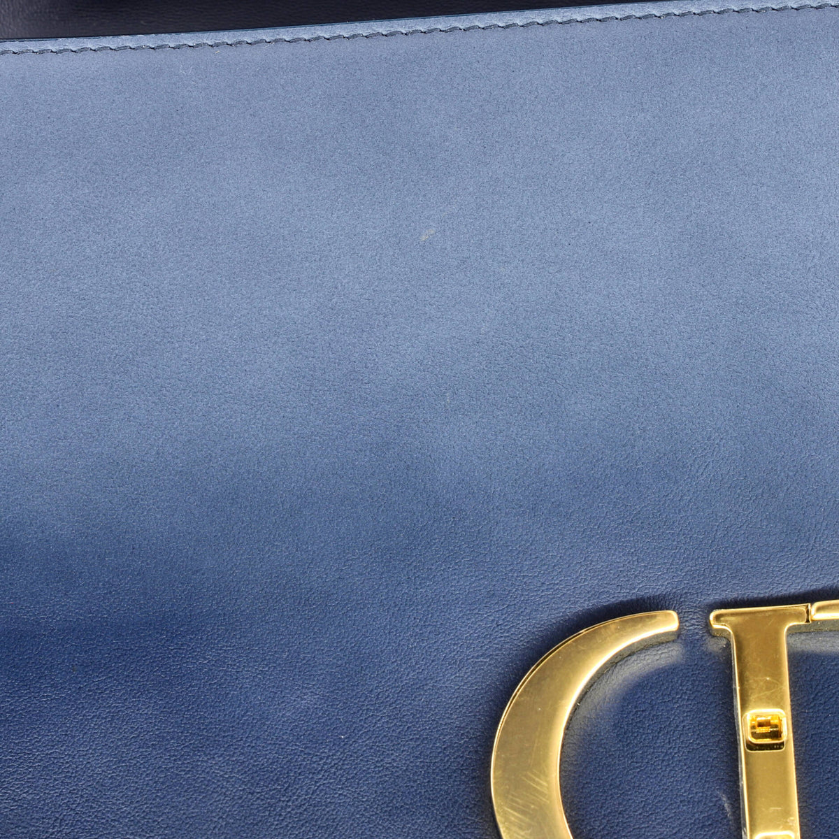 30 Montaigne Flap Bag Gradient Leather