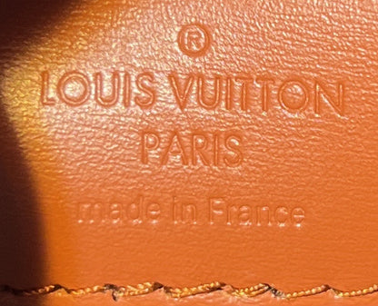 Dauphine Shoulder Bag Reverse Monogram Canvas MM