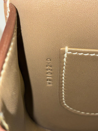 Della Cavalleria Elan Shoulder Bag Tadelakt