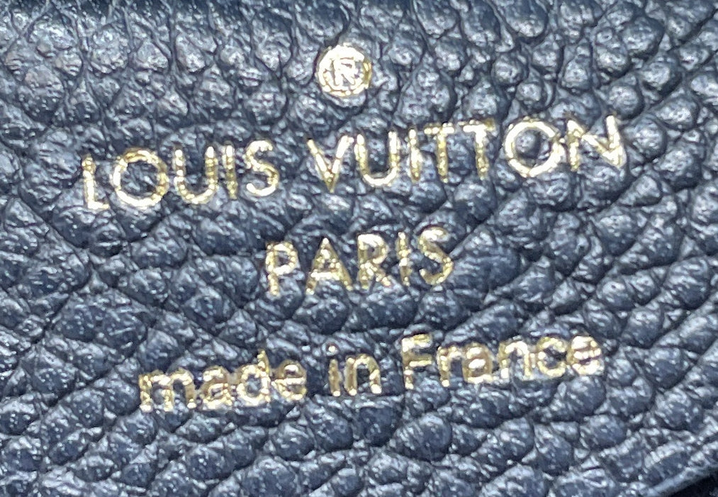 Easy Pouch on Strap Monogram Empreinte Leather