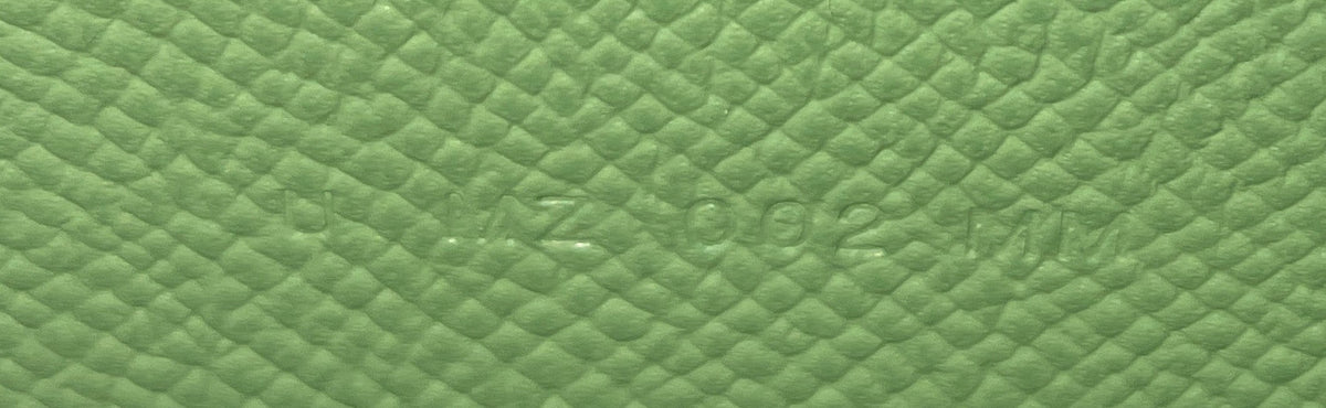Kelly Pocket Compact Wallet Epsom