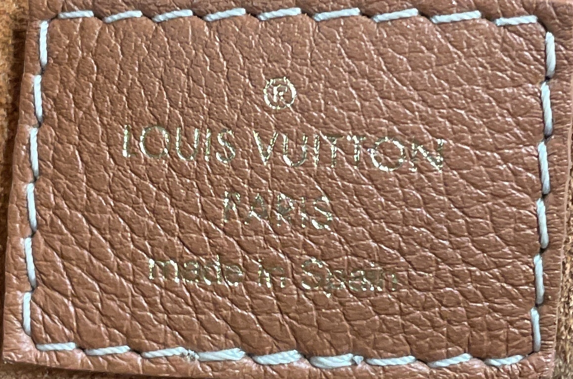 Low Key Hobo Calfskin MM