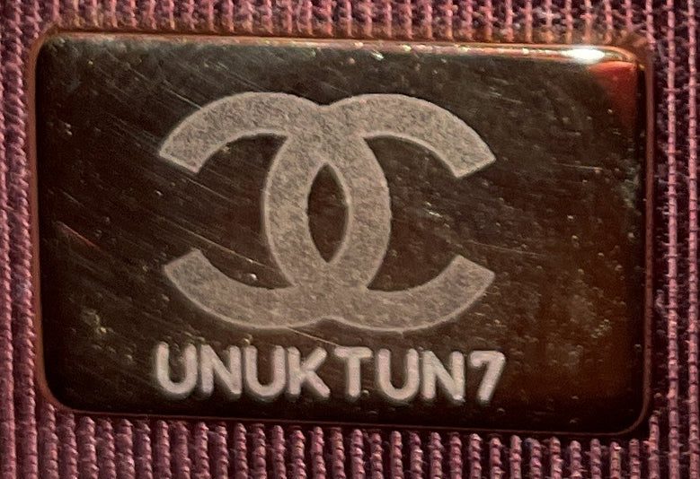 Wallet on Chain Quilted Caviar