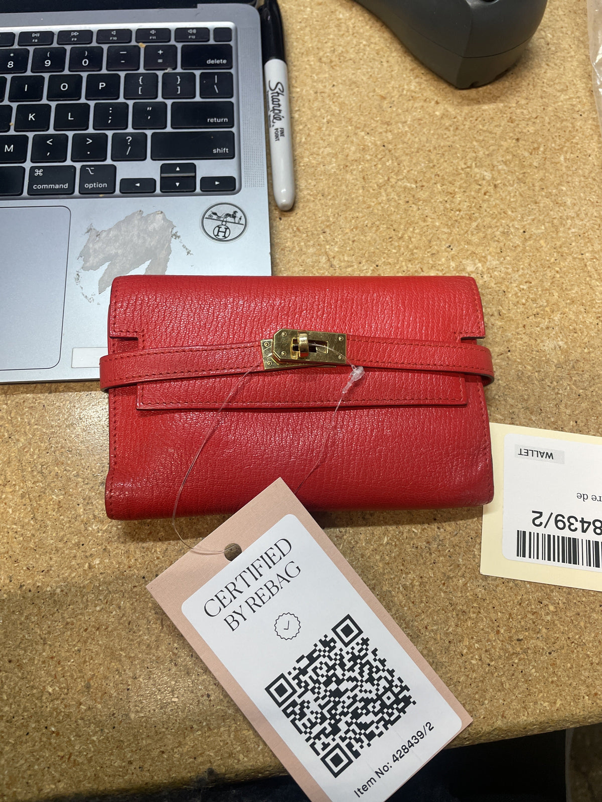 Kelly Trifold Wallet Chevre Mysore Medium