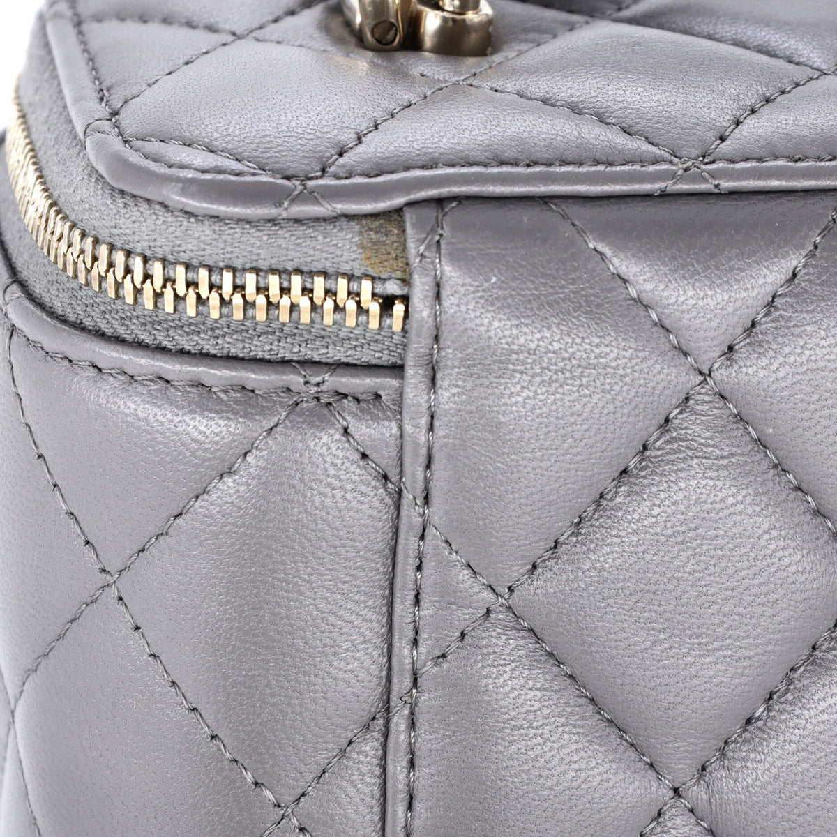 Classic Top Handle Vanity Case with Chain Quilted Lambskin Small
