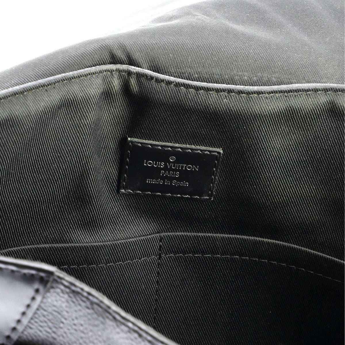 District NM Messenger Bag Damier Graphite MM