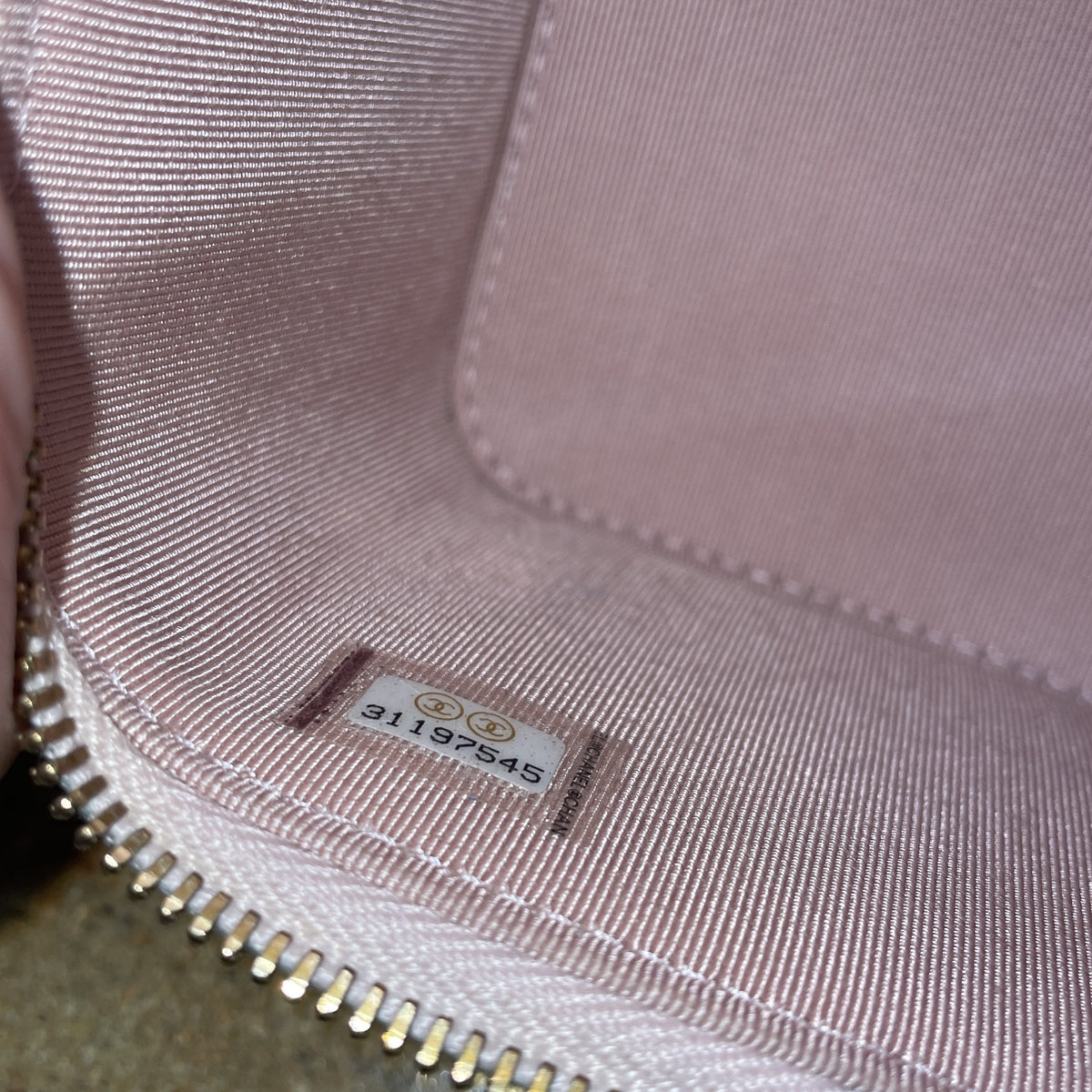 Classic Pearl Vanity Case with Chain Quilted Caviar Mini