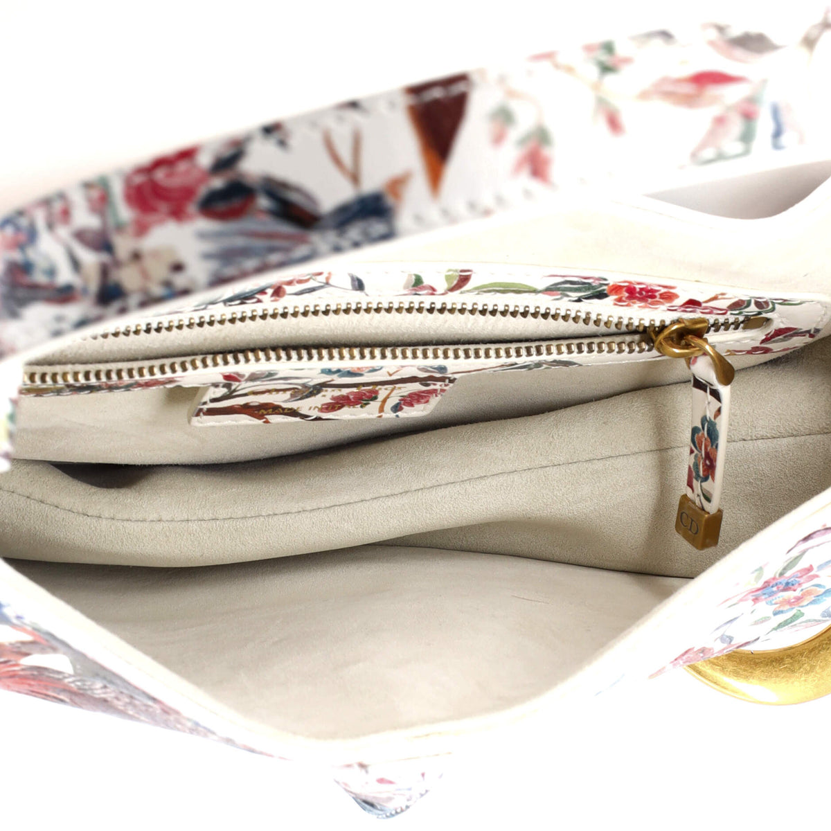 Saddle Handbag with Strap Printed Leather Medium