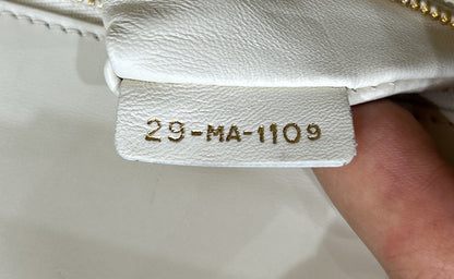 30 Montaigne Flap Bag Leather