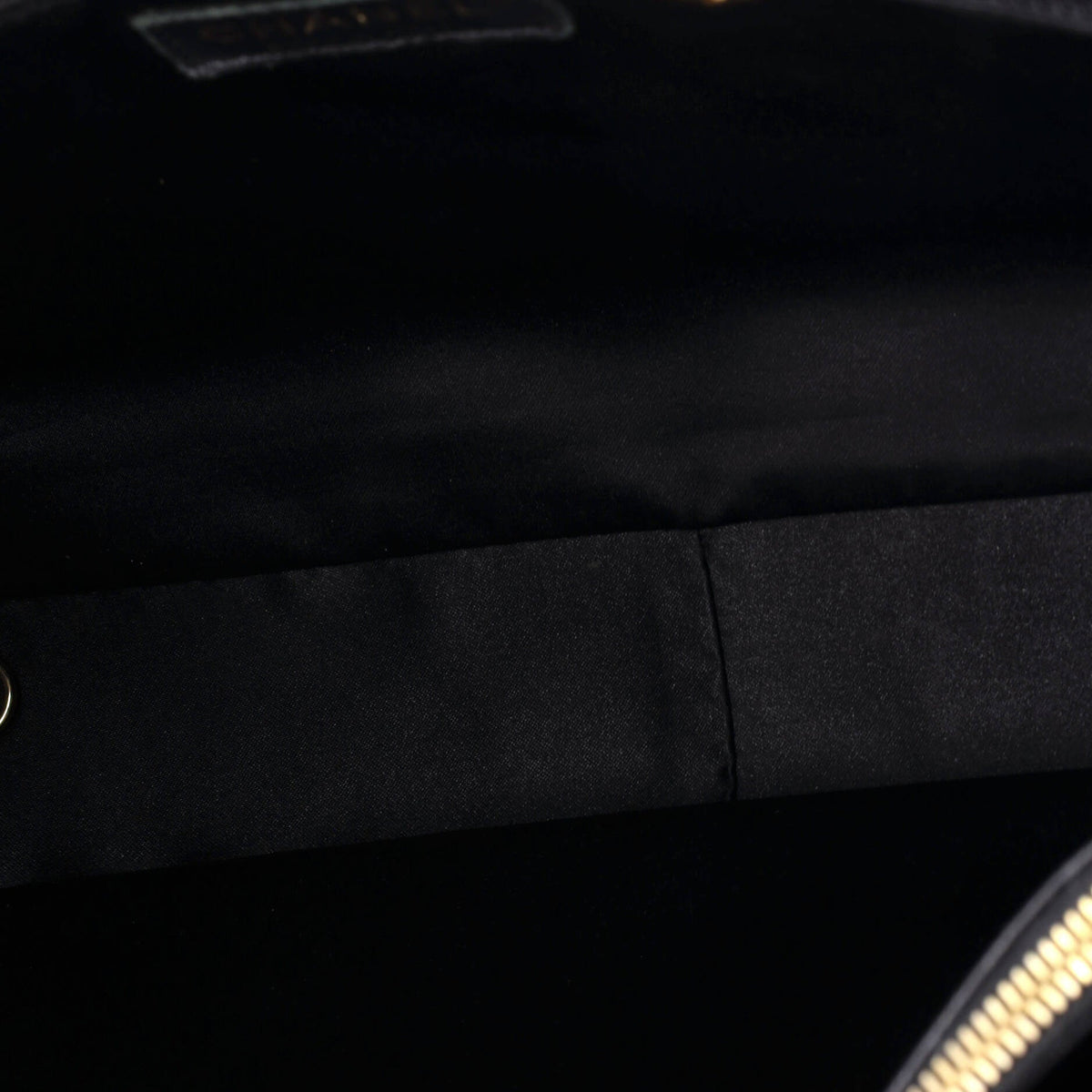 Grand Shopping Tote Quilted Caviar