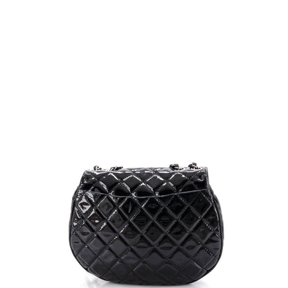 Dubai Messenger Bag Quilted Patent Medium