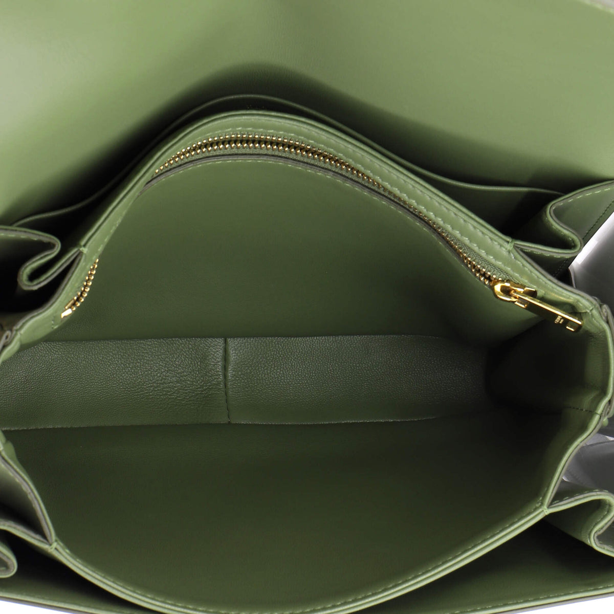 Triomphe Shoulder Bag Smooth Calfskin Large