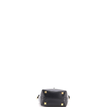 Le 37 Bucket Bag Leather Mini