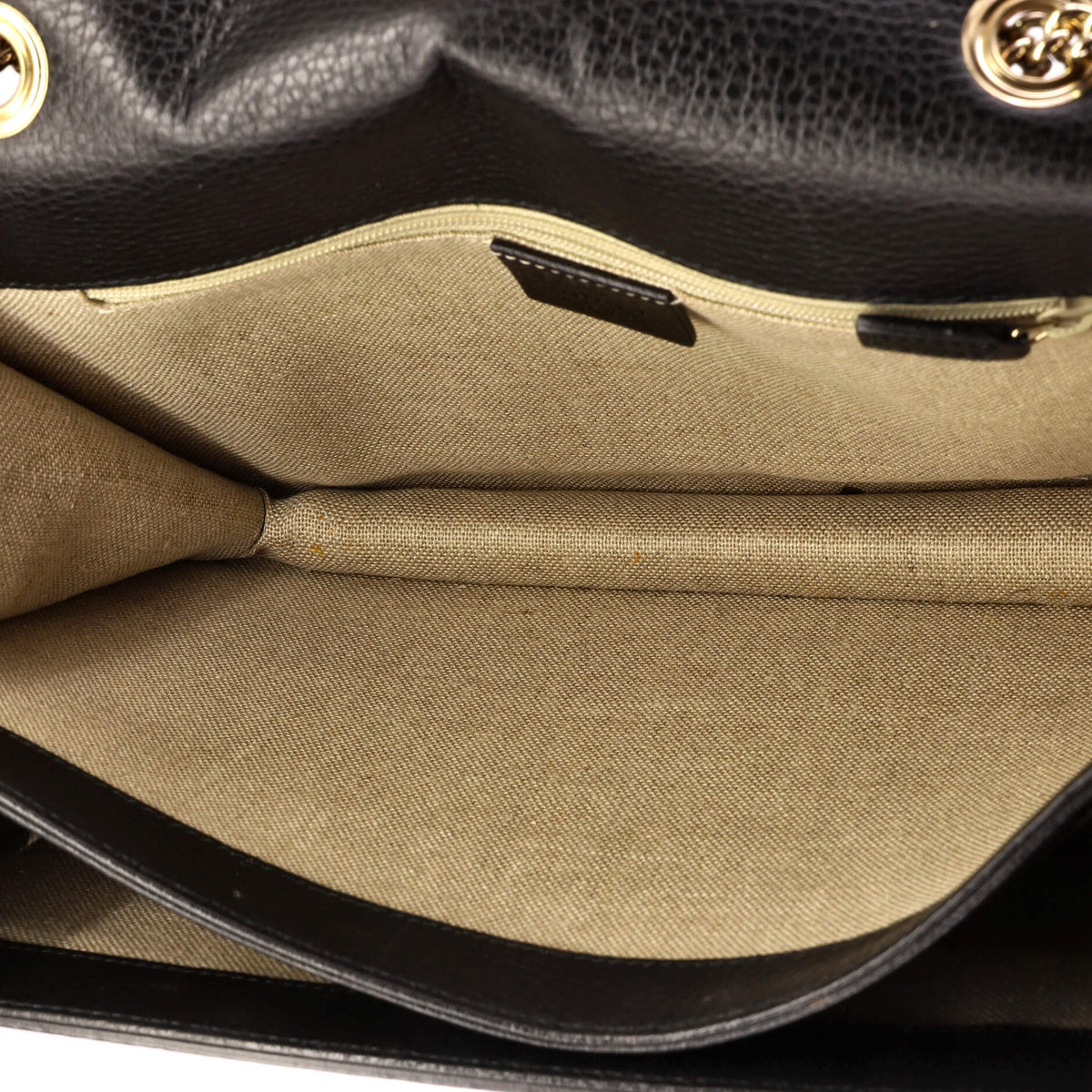 Interlocking Shoulder Bag Leather Medium