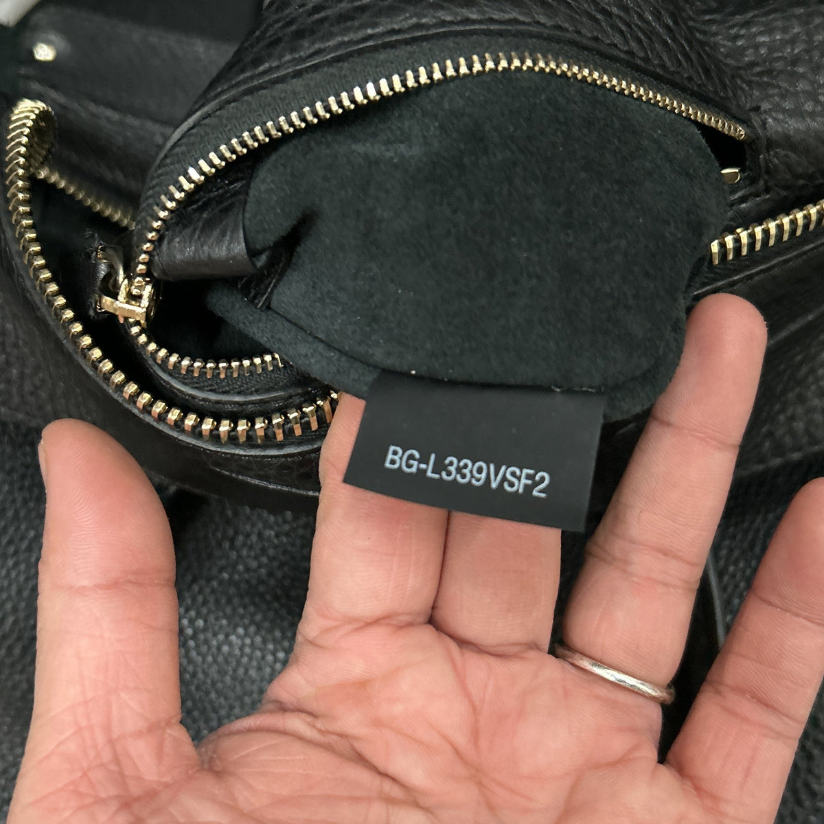 Rockstud Tote Rigid Leather Medium