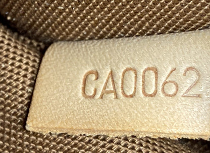 Pochette Gange Monogram Canvas