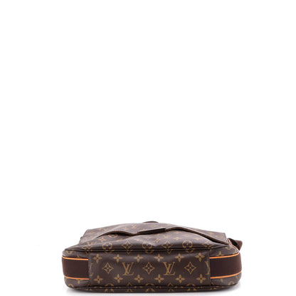 Beaubourg Messenger Bag Monogram Canvas MM
