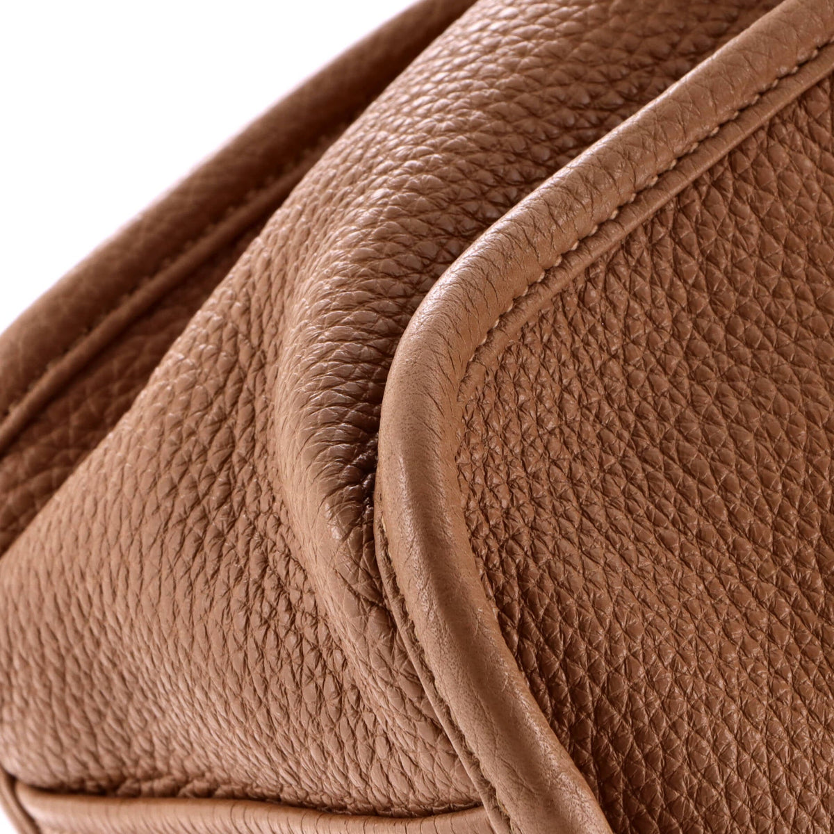 Logo Strap Hobo Leather Medium