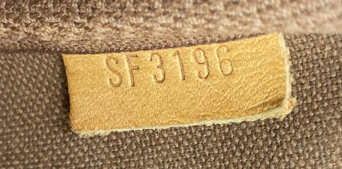 Pochette Accessoires Limited Edition Monogram Canvas Mini