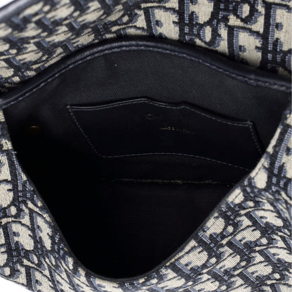 Bobby Flap Bag Oblique Canvas Medium