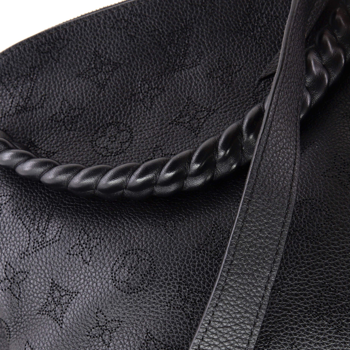 Babylone Handbag Mahina Leather BB