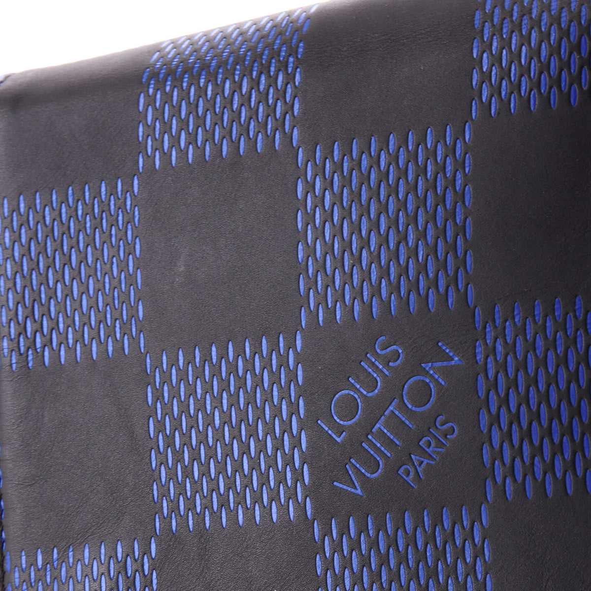 Studio Messenger Bag Limited Edition Damier Graphite 3D