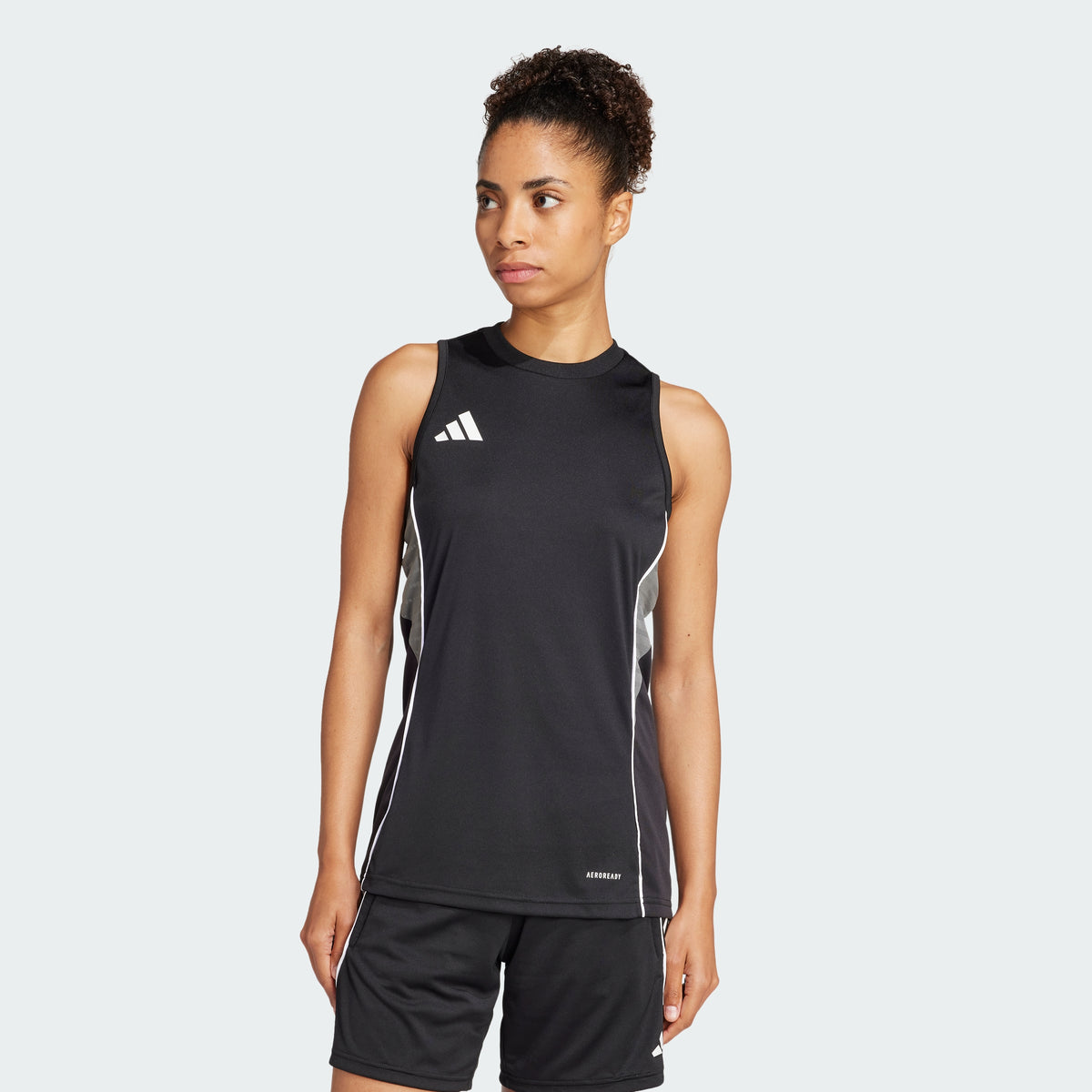 Black / Team Grey Four-