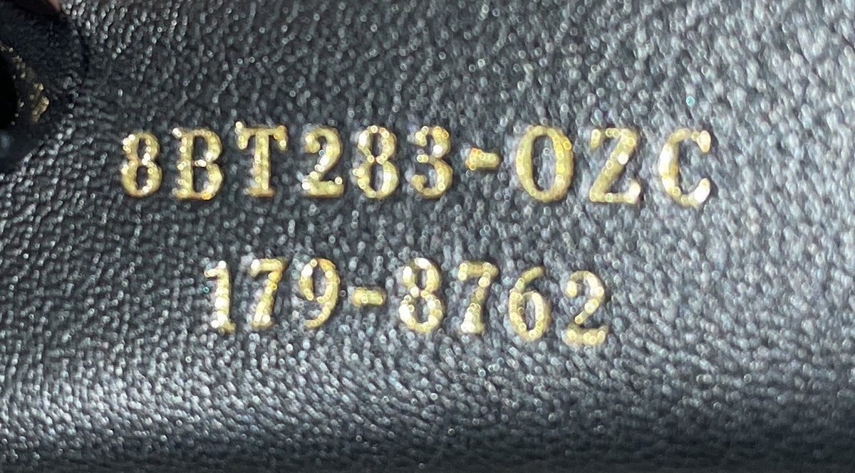 Kan I Bag Leather Medium